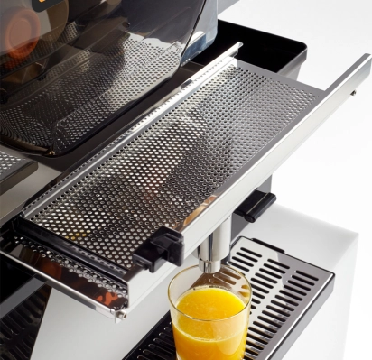 Zumoval BigTop Juicer | Zumoval Juicing Machines